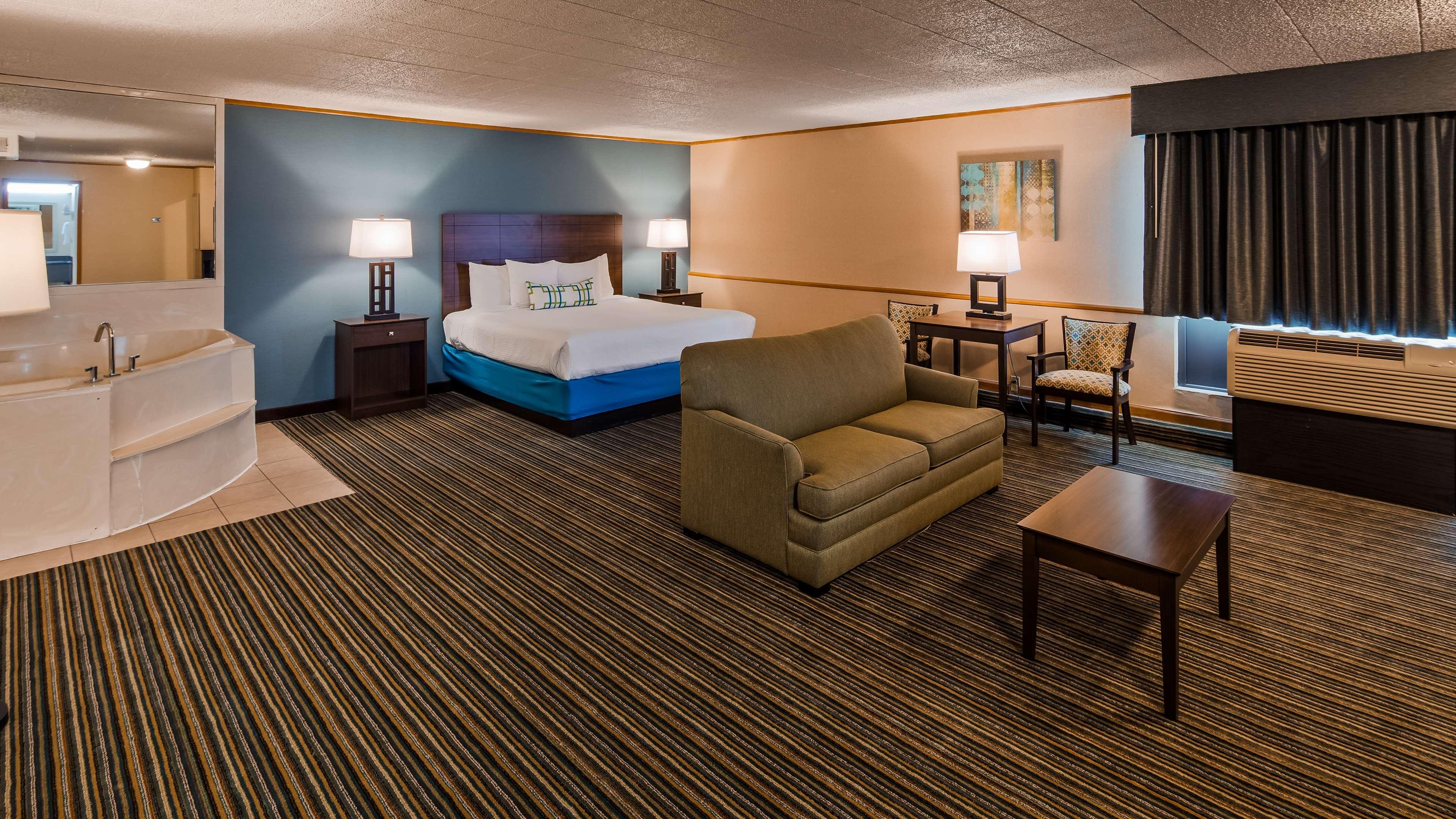 Best Western Woodhaven Inn Exterior foto