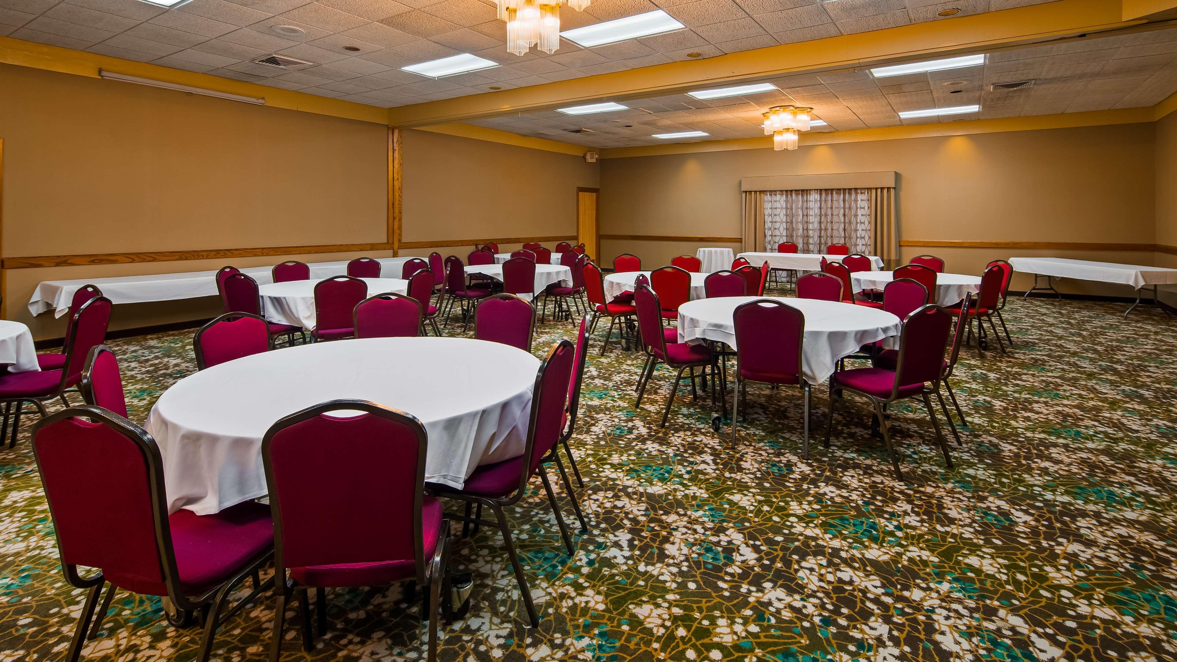 Best Western Woodhaven Inn Exterior foto